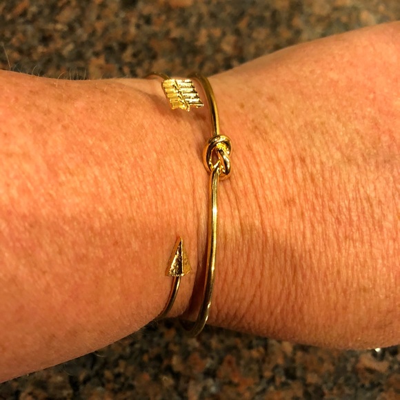 bracelet set🦋 5 for $25🦋 - Picture 4 of 4